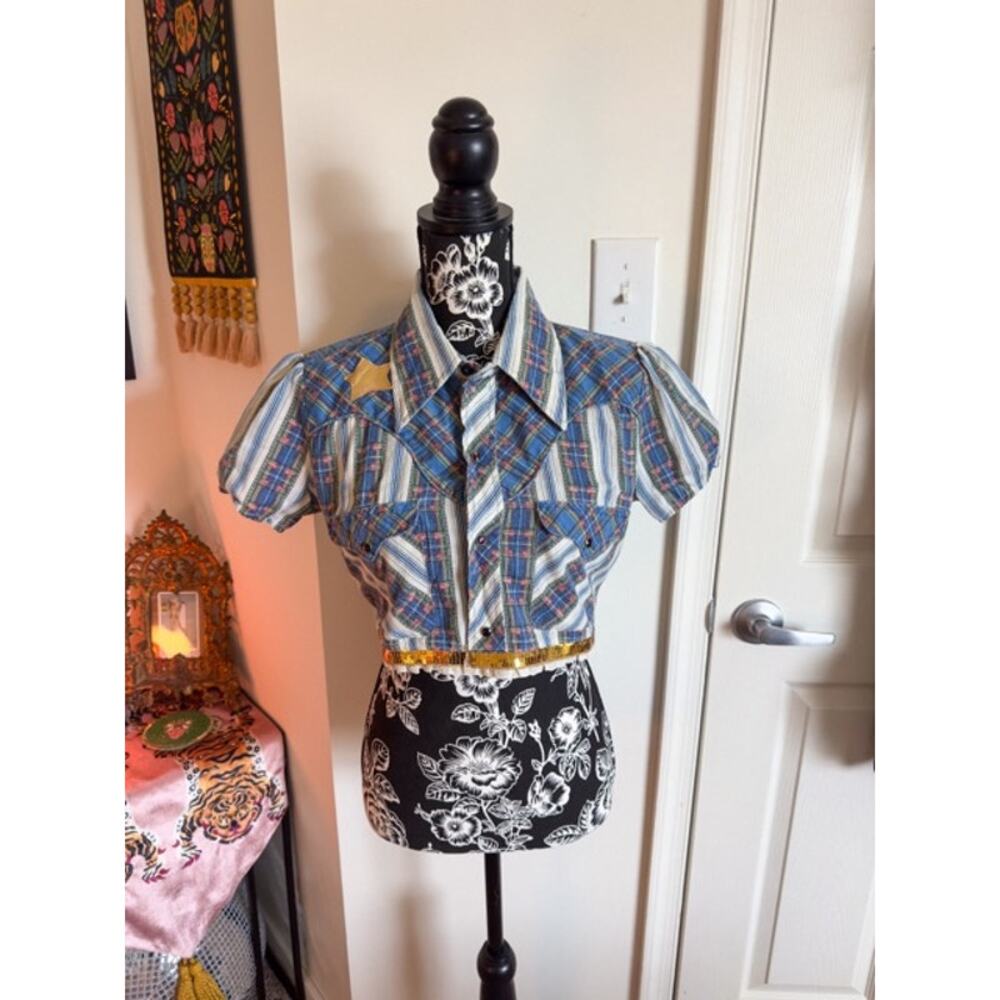 NWOT Fresh Karma Patchwork Cropped Western Blouse w/ Sequin Hem Women's Sz XS